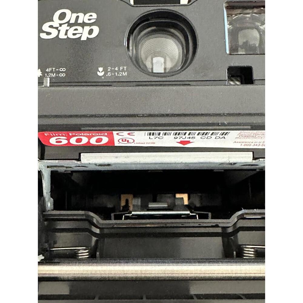 Polaroid One Step 600 Film Instant Camera w Flash Untested w/Strap Vintage - Picture 8 of 9